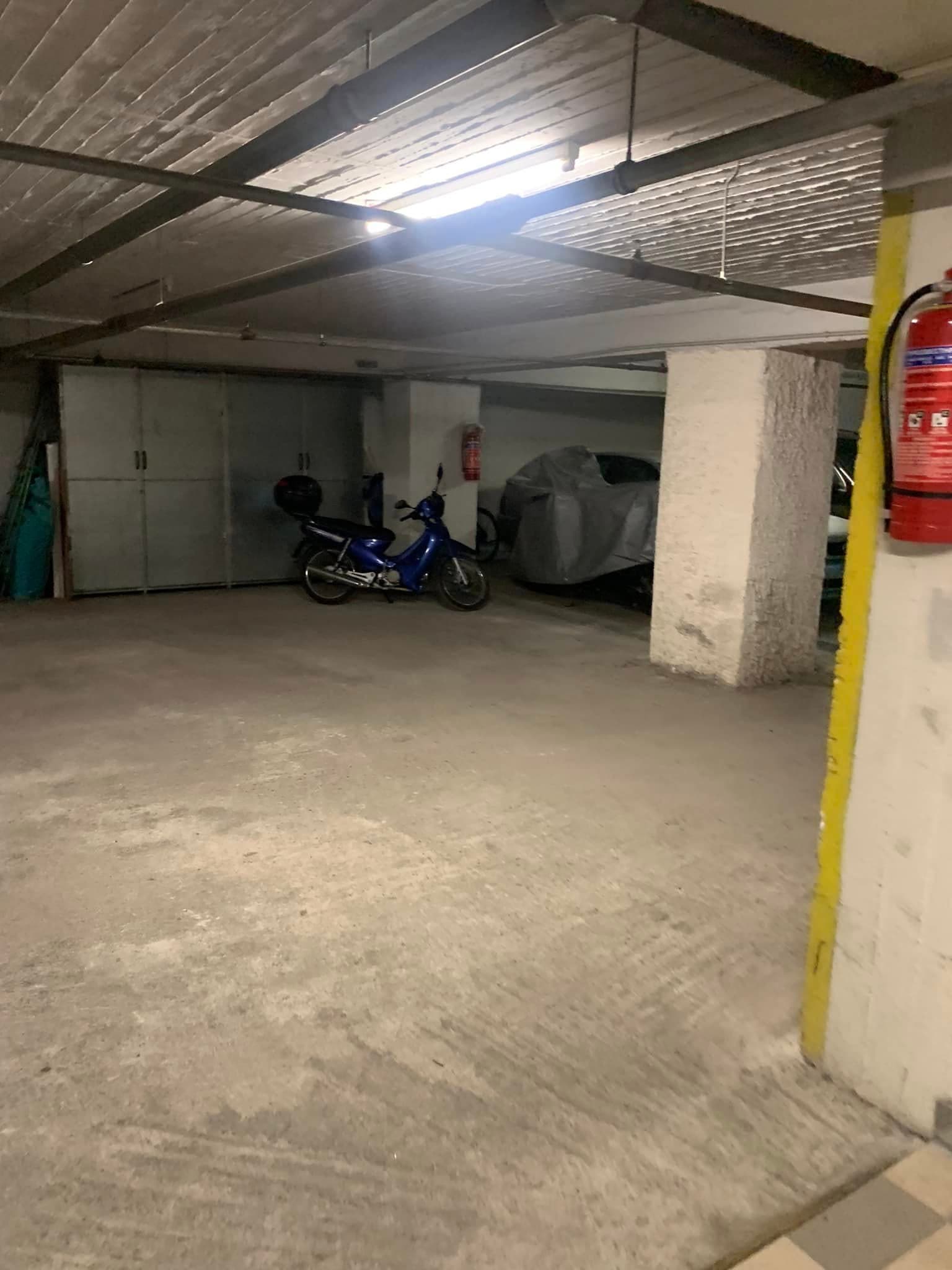 2 Θέσεις Parking - Άγιος Νικόλαος Αχαρνών